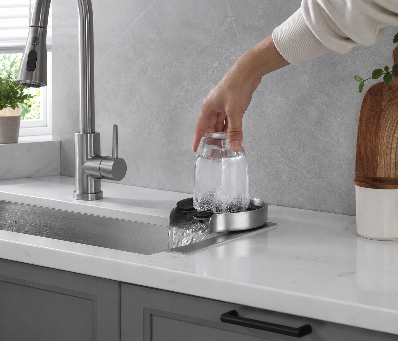 Automatic Pressure Glass Rinser Stainless Steel Sink Cup Washer for Kitchen and Bar